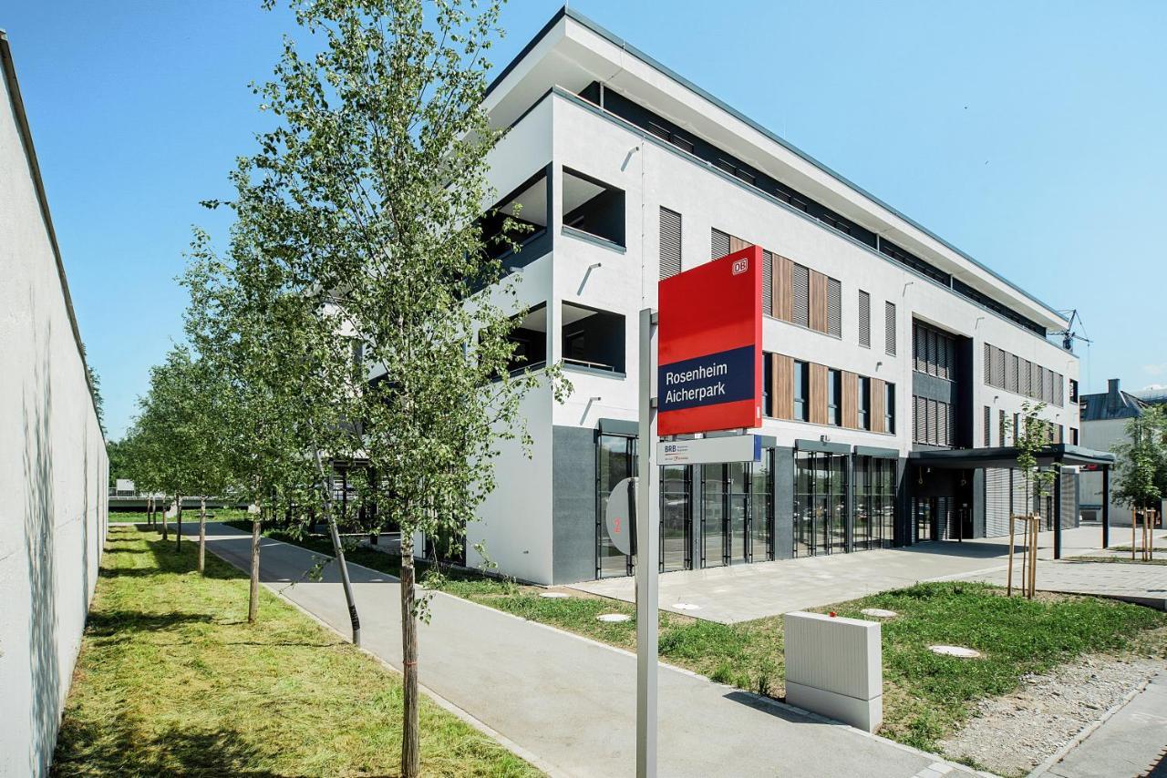 Bright: Rosenheim Aicherpark المظهر الخارجي الصورة