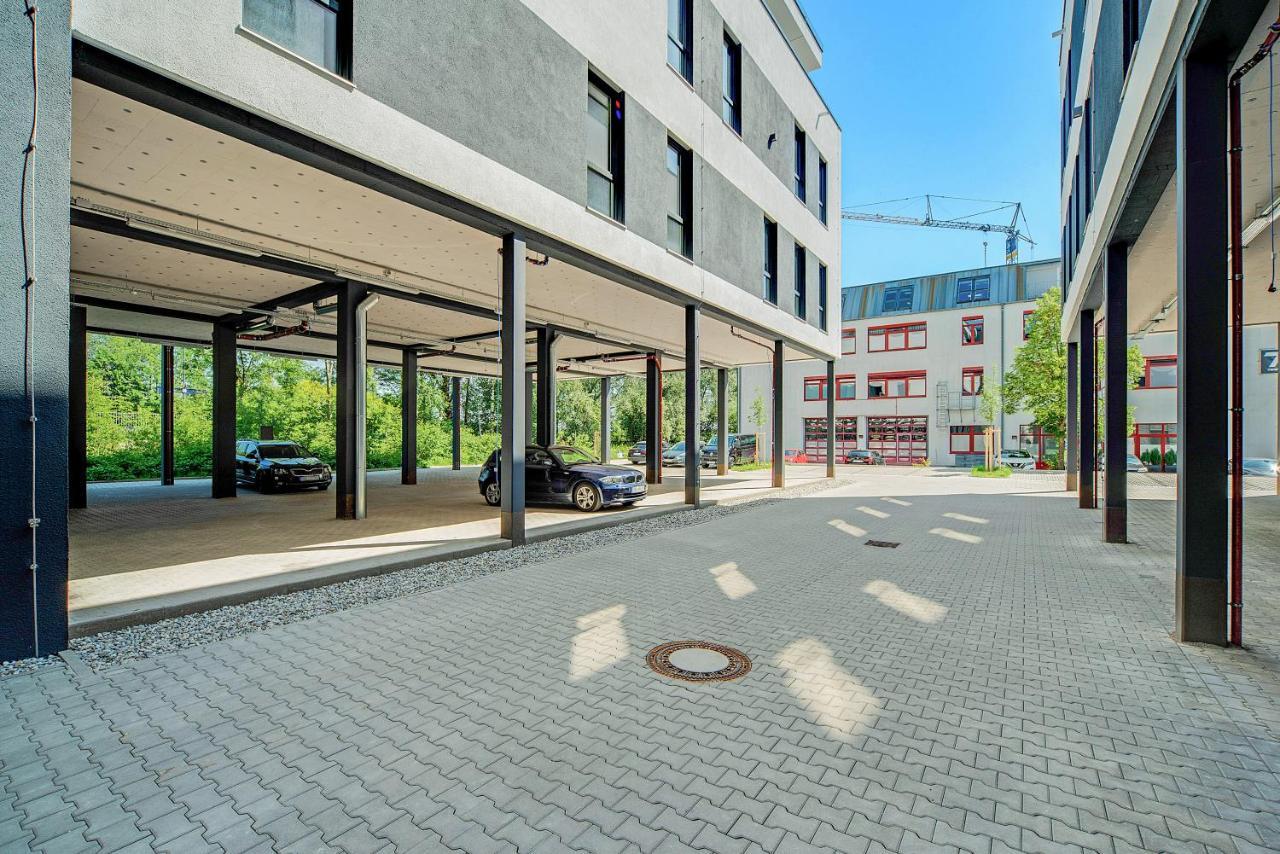 Bright: Rosenheim Aicherpark المظهر الخارجي الصورة