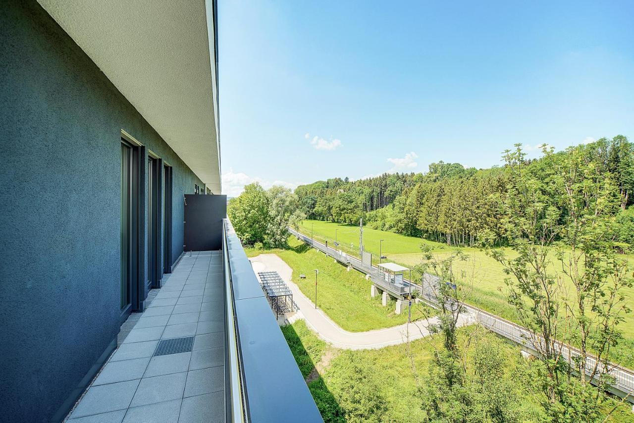 Bright: Rosenheim Aicherpark المظهر الخارجي الصورة